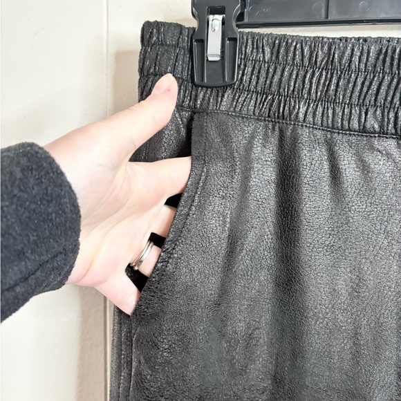 Monrow pull on pants ankle jogger size M - Picture 4 of 5